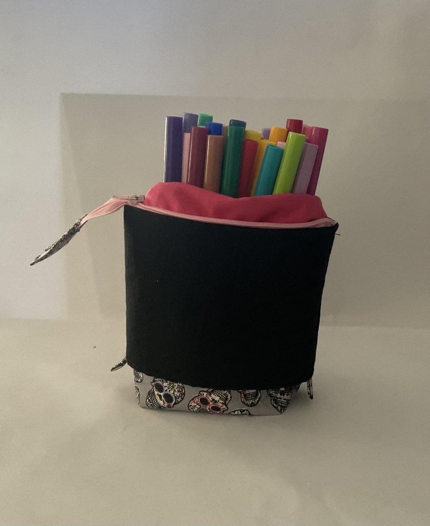 Trousse pot de crayon tête de mort