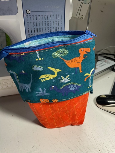 Trousse pot de crayon dinosaures 