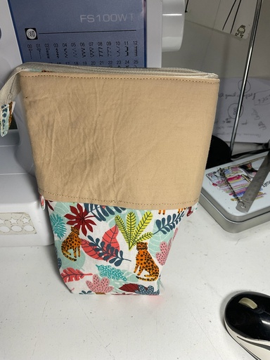 Trousse pot de crayon beige à motifs
